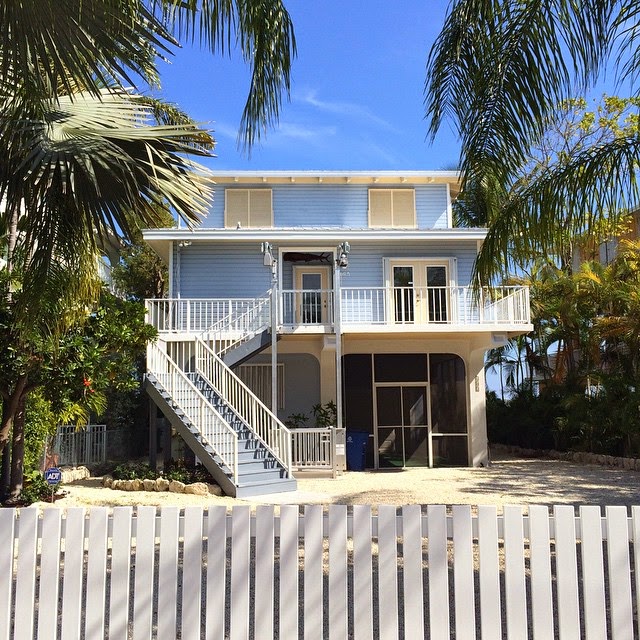 Beautifully Seaside / formerly Chic Coastal Living INSTAGRAM LATELY