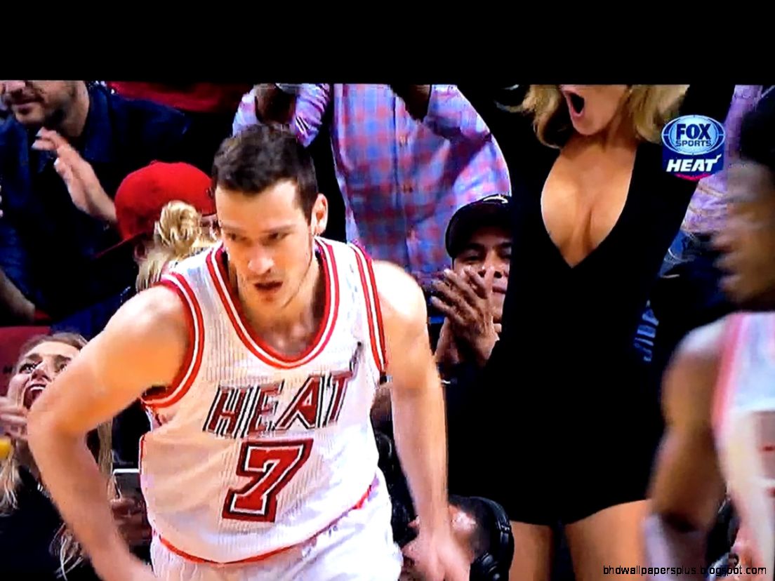 Alyssa Nelson Was Excited At Miami Heat Game – PHOTOS Alyssa Nelson Was Excited At Miami Heat Game – PHOTOS
