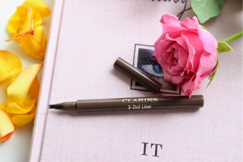 Clarins 3 Dot Liner in Brown 