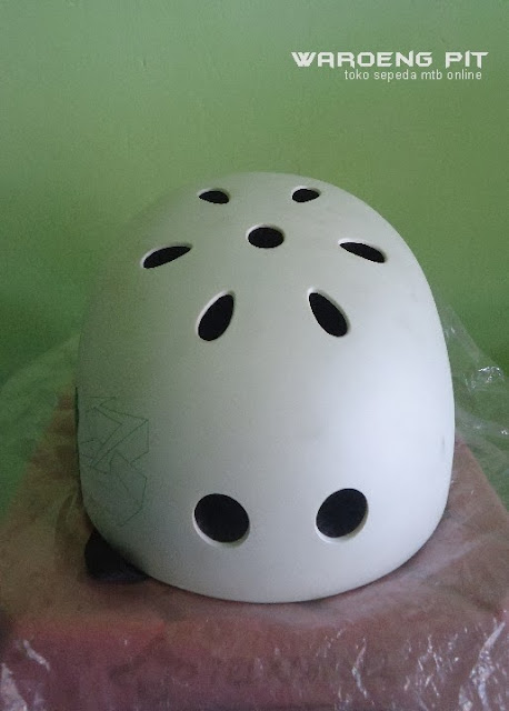 Jual Helmet Nuke head putih sepeda mtb bmx  murah  3