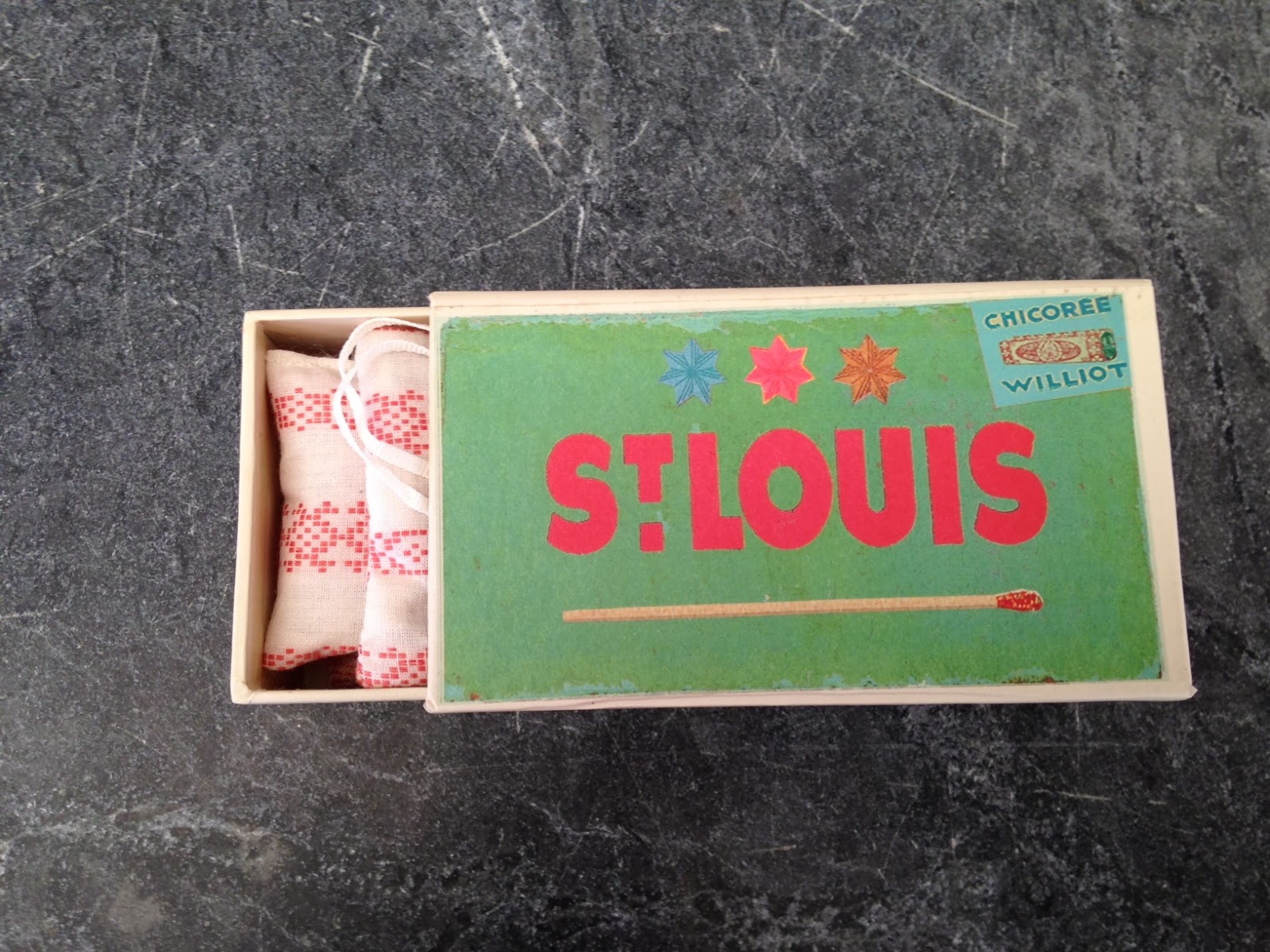 Right here in St.Louis LIBRARY OF FLOWERS