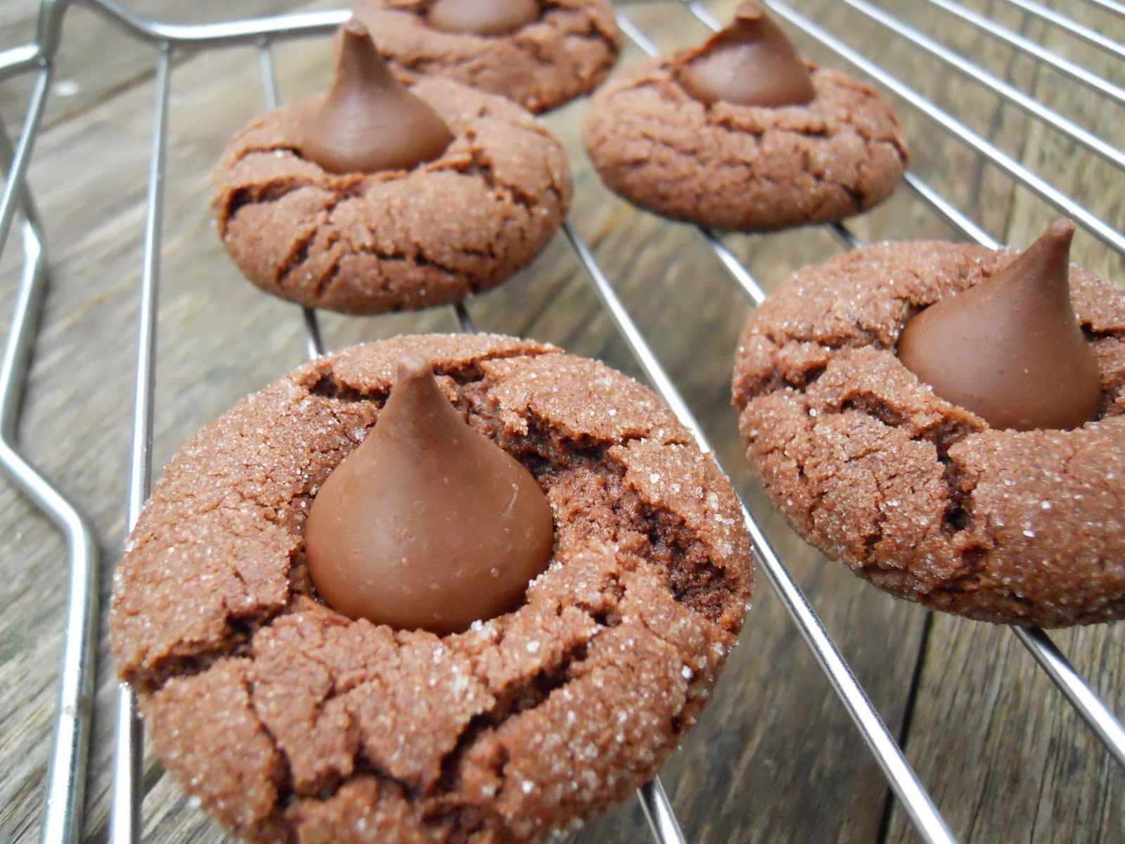 HERSHEY’S® Horneando Juntas Chocolate Peanut Butter Blossoms Cooking With Books