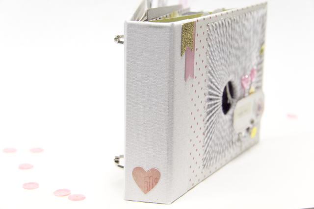 http://danipeuss.blogspot.com/2015/08/minialbum-mit-fadencover-tutorial.html