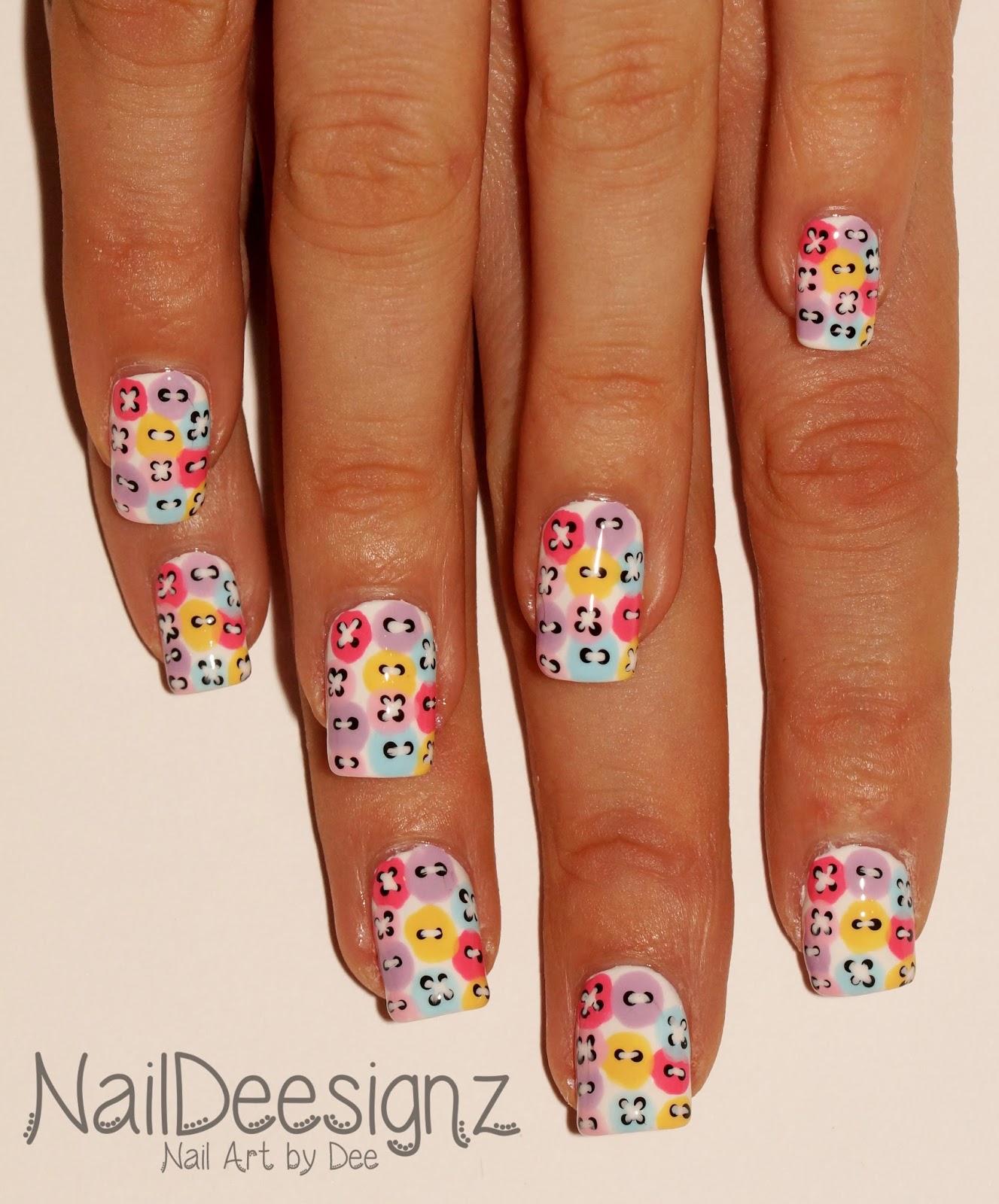 NailDeesignz Button Nail Art