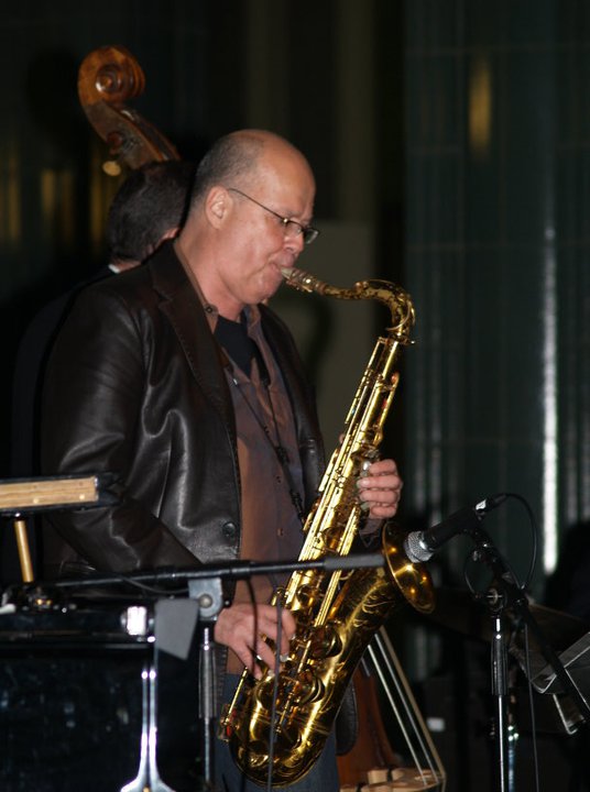 Elvis Costello Announces New Album With The Imposters