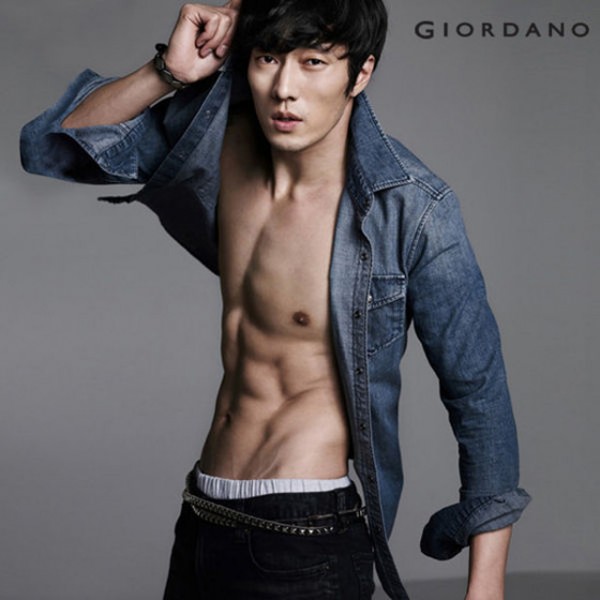[Pics] Top 10 Hottest Korean Abs Stars The Priders