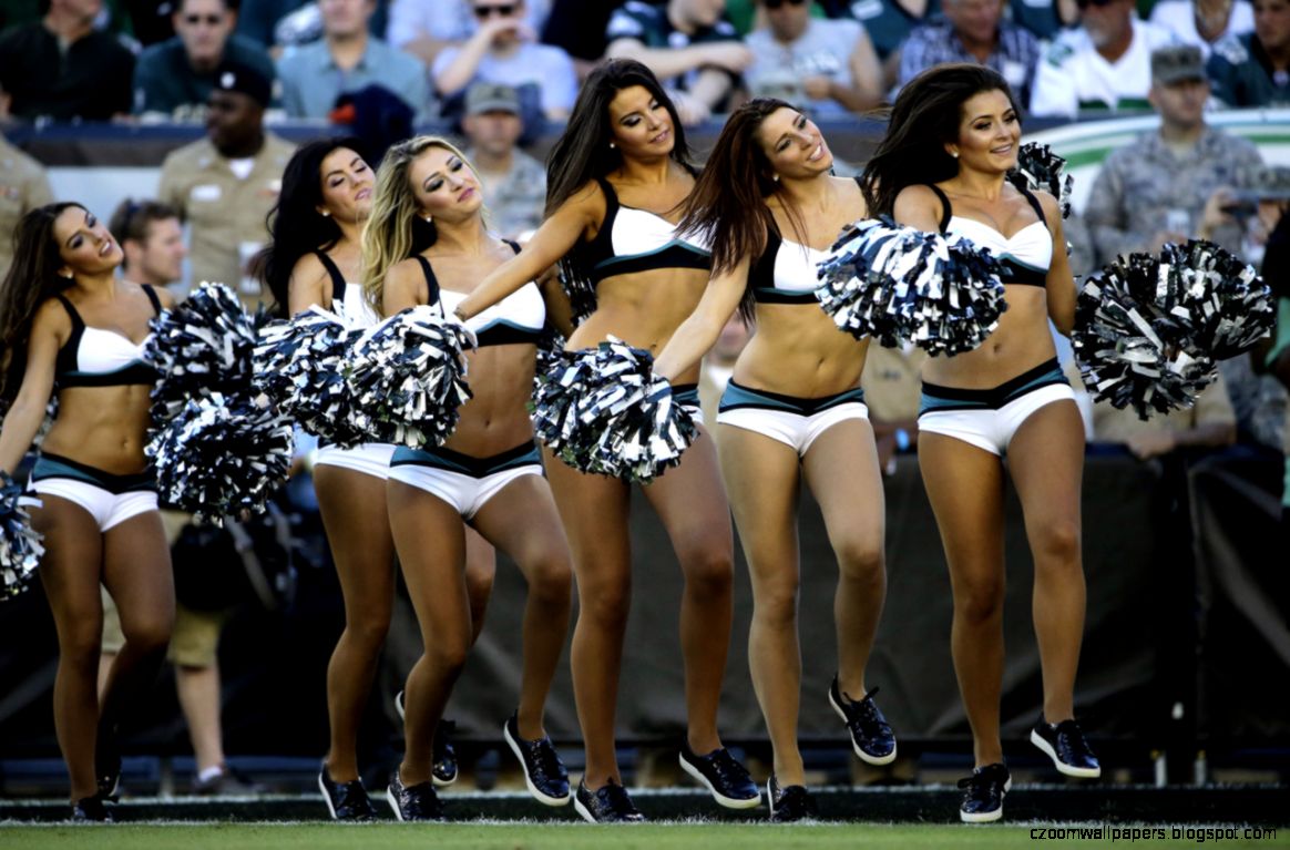 10 Hottest NFL Cheerleaders for the Month of September 2015 10 Hottest NFL Cheerleaders for the Month of September 2015
