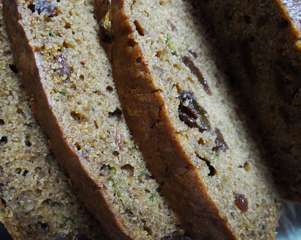 Zucchini tea cake (Vegan MoFo) Kitchen Stitching