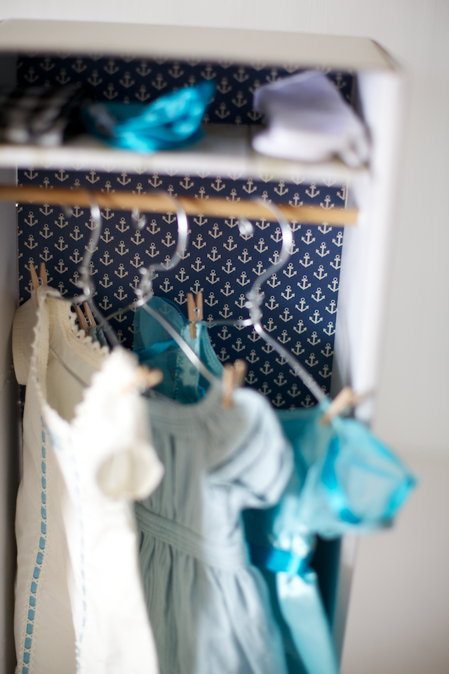 Tutorial Doll Box into Dolly Closet!