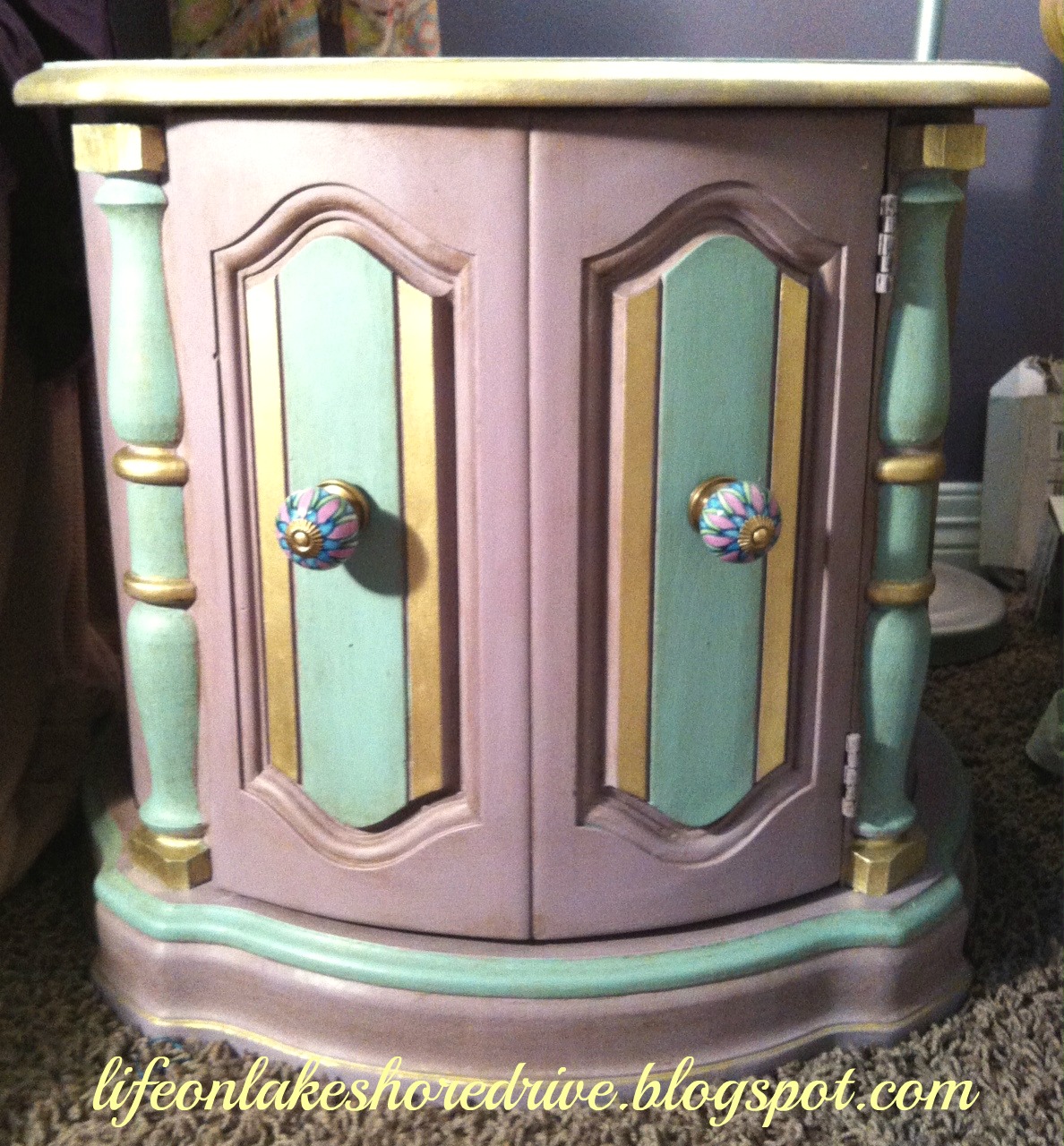 Annie Sloan and Gold Gilding Table Makeover Life on Lakeshore Drive