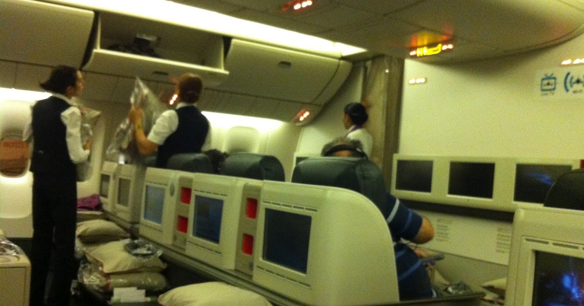 Airline Cabin Turkish Airlines Business Class ( YYZ IST ) On Road to Luxury