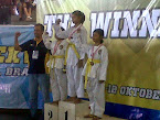 Pengalungan Medali Kejuaraan Taekwondo Bupati Badung Cup 2014