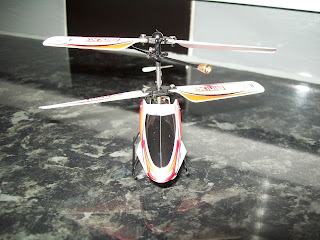  Gyro Zoomer Mini R/C Helicopter front view 2