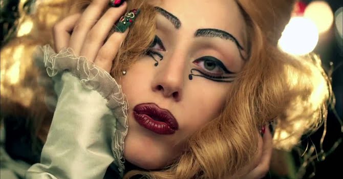 lady gaga judas hair. hair Lady Gaga Judas eyeliner