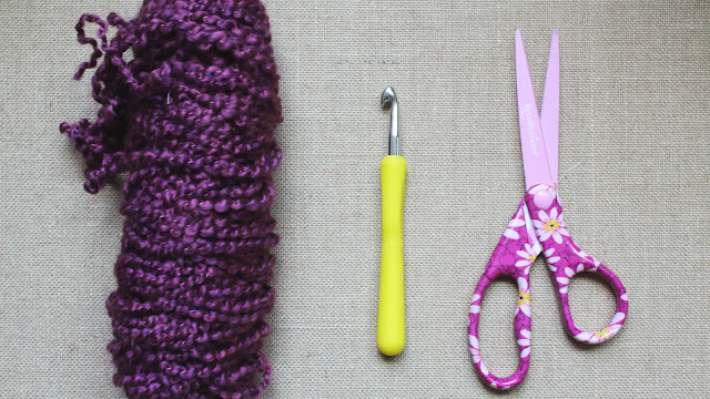 DIY: How To Crochet A Comfy Scarf. Free Crochet Pattern!