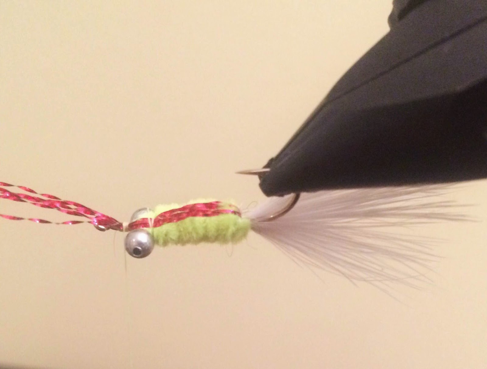 The Rogue Outdoors How to tie the Crappie Candy Fly