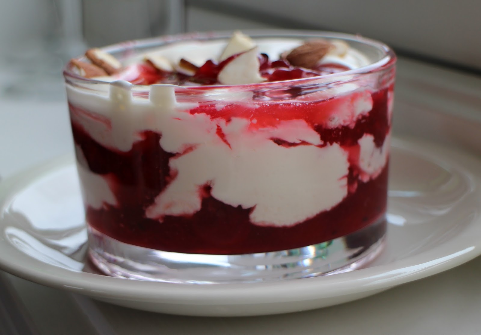 Stikkelsbær Pai Med Marengslokk