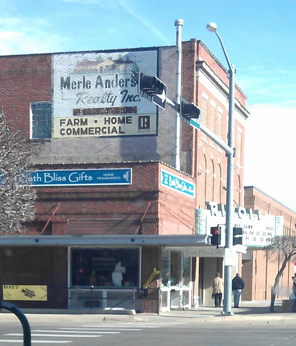 Write a wall nebraska picture