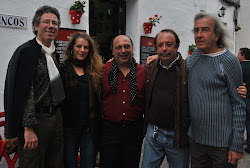 En la puerta de nuestra taberna