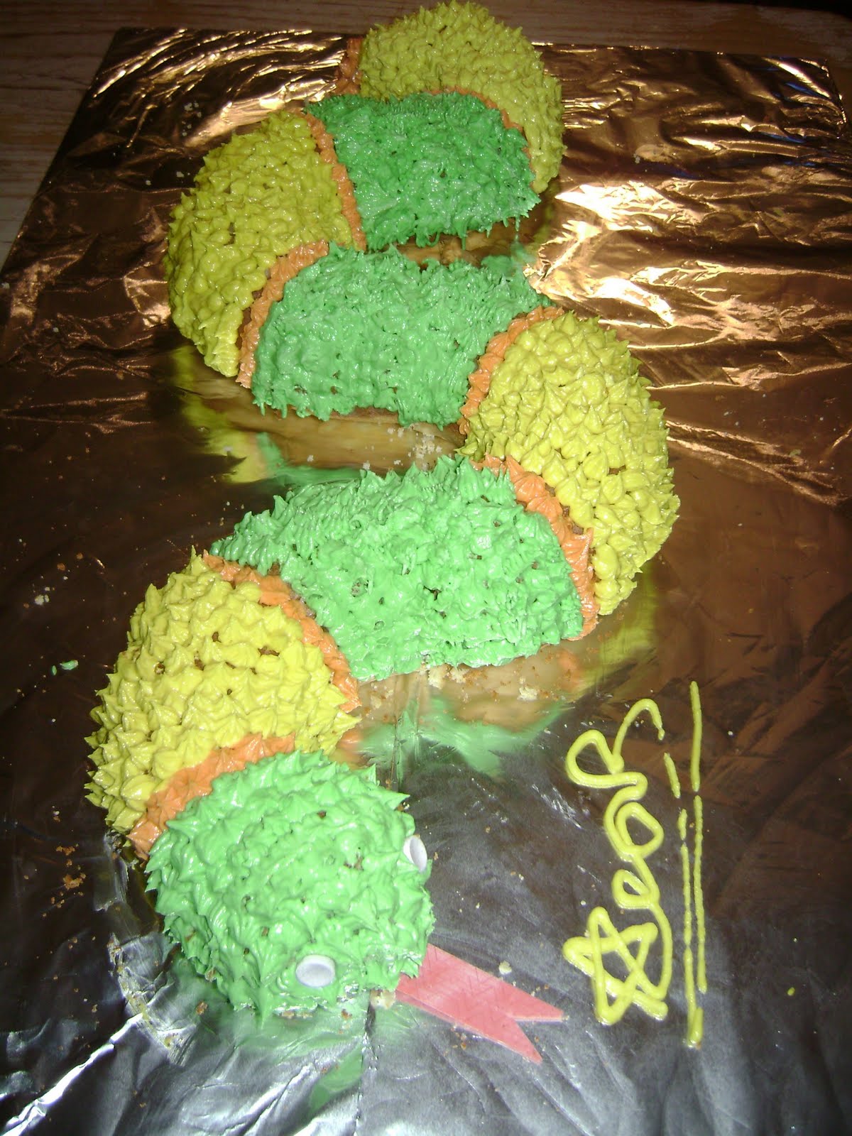 Snake Cake