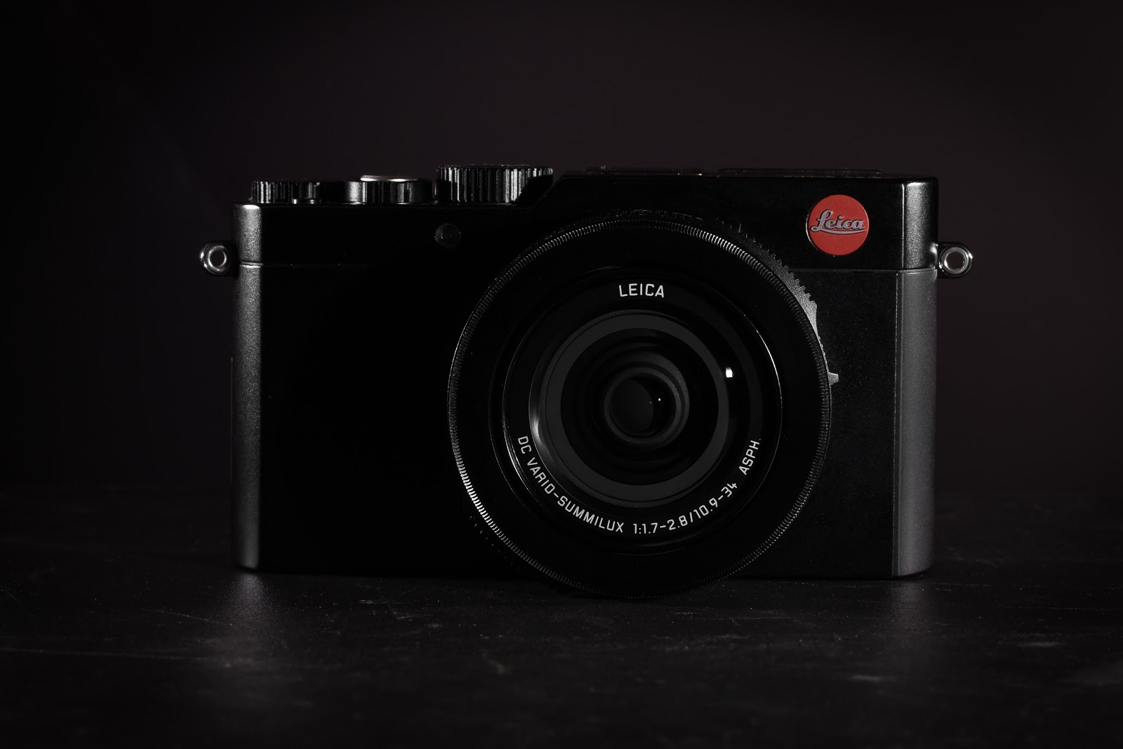 Henry's Note: Leica D-Lux (Typ 109) - Review