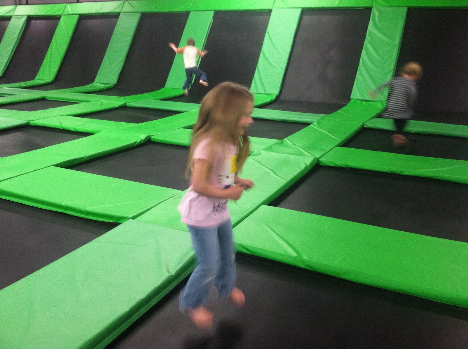 A Utah Mom's Life in New Hampshire The wAIRhouse Trampoline Park Out