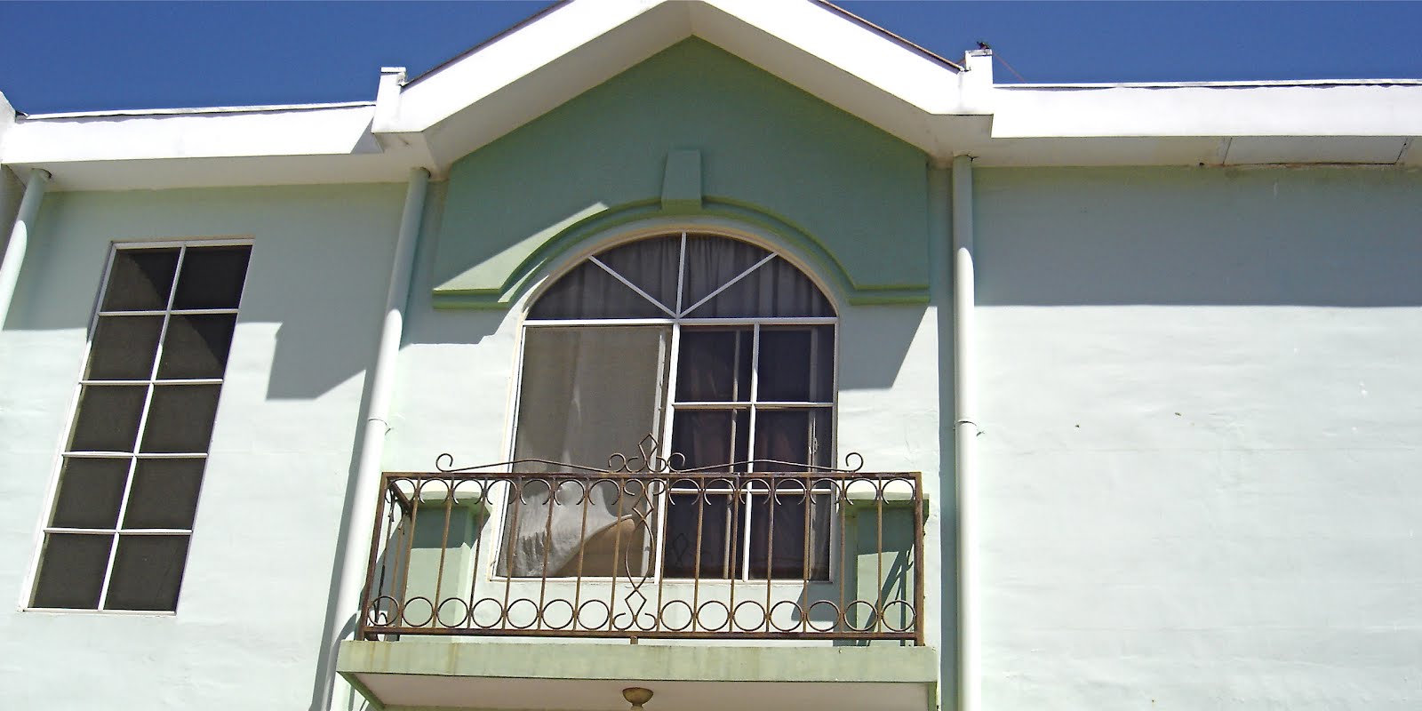 BIENES RAÍCES EN EL SALVADORARRIAZA VEGA Casa en venta en Santa