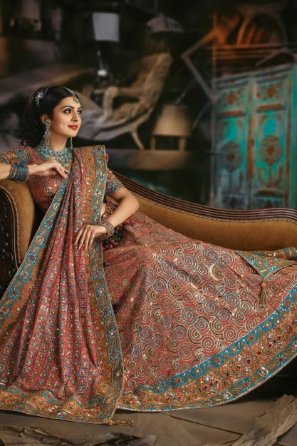Existing User? Login Bridal wear, party wear and designer wear have a very creative range of Exclusive sarees in more than different varieties. Not limited to just silks, georgettes, cotton, chiffon or velvets, Sarees collection at Indian Wedding Saree also features best of satin, crepe, polyester, jute and cellulose.