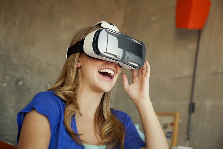 Kacamata virtual reality
