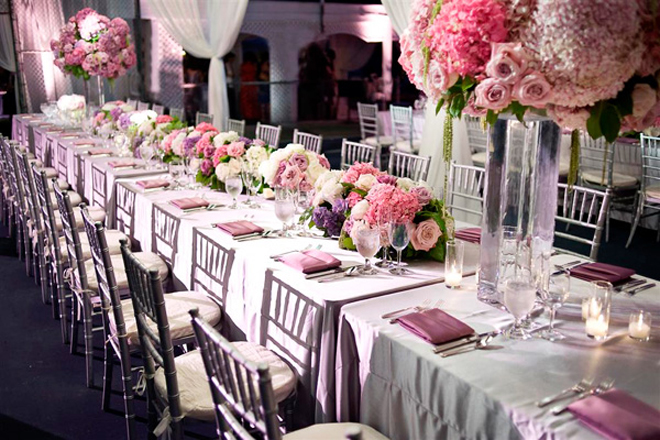 http://3.bp.blogspot.com/-hJrLD2K7Q9E/T_swlUOEtTI/AAAAAAAALsw/LWPg1Wa-4BA/s1600/wedding-reception-decor-long-table-tablescape-centerpieces-modern-romance-glampinkpurplewedding-28.jpg