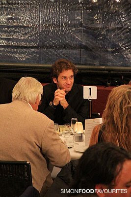 20110321_2988-Mezzaluna-Ristorante-Italiano_Jarno-Trulli-Table-1.jpg