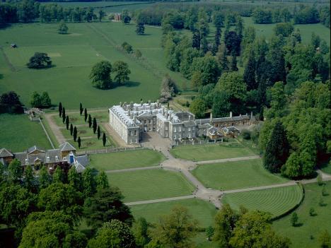 A Look At Althorp Ellegant Home Design