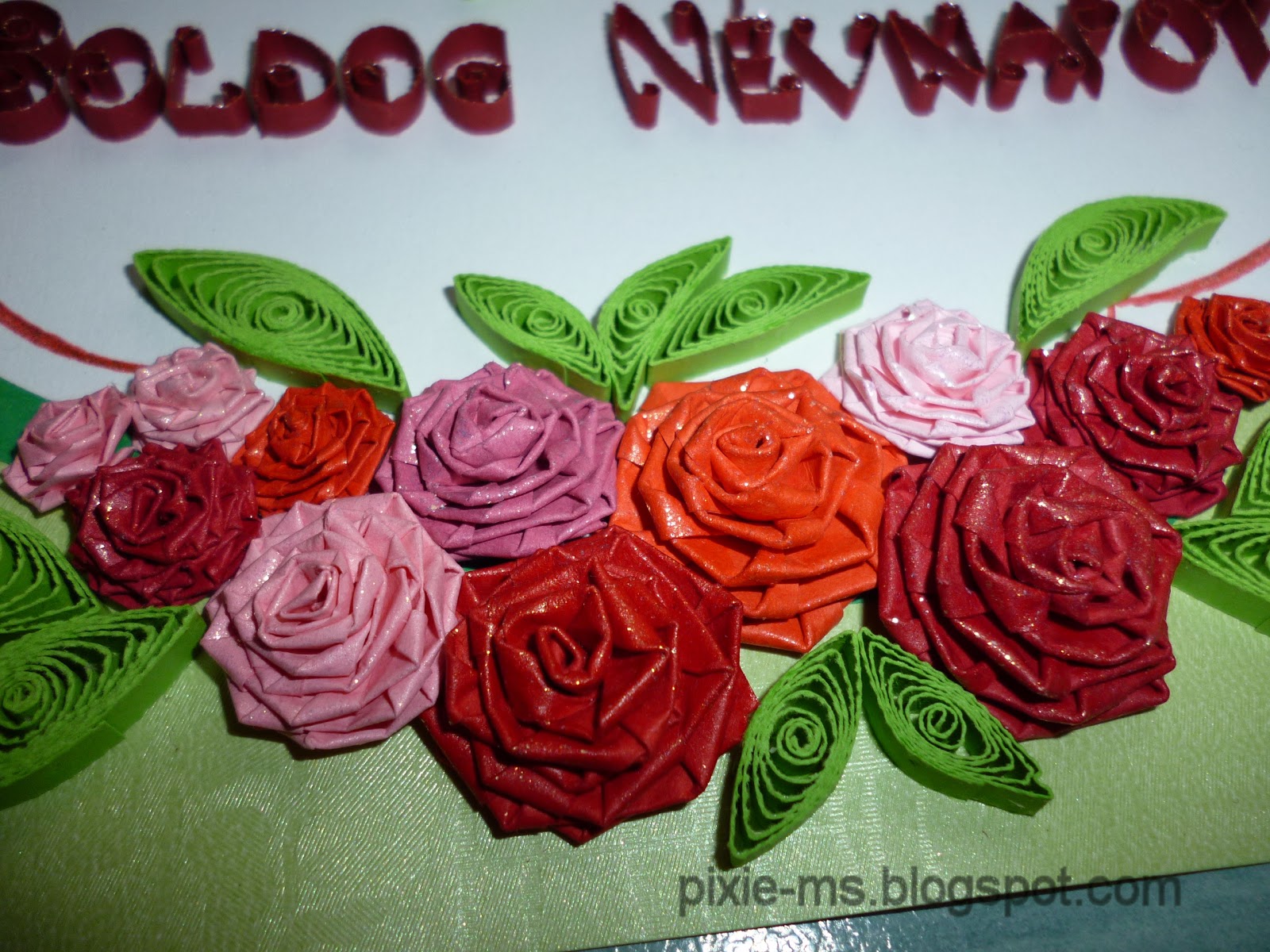 Papírvilág quilled rose card / quilling rózsás üdvözlet