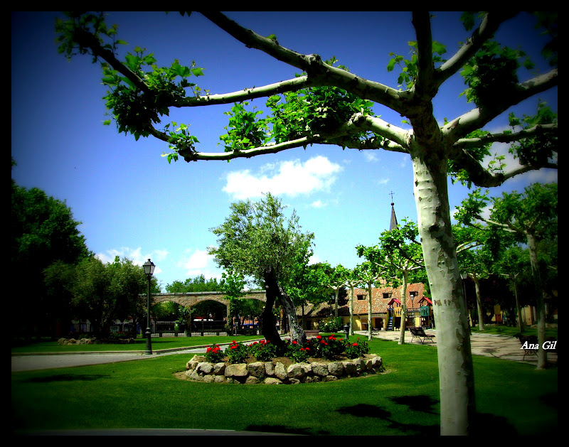 EL FARO DE LOS AMIGOS SEVILLA LA NUEVA (MADRID)