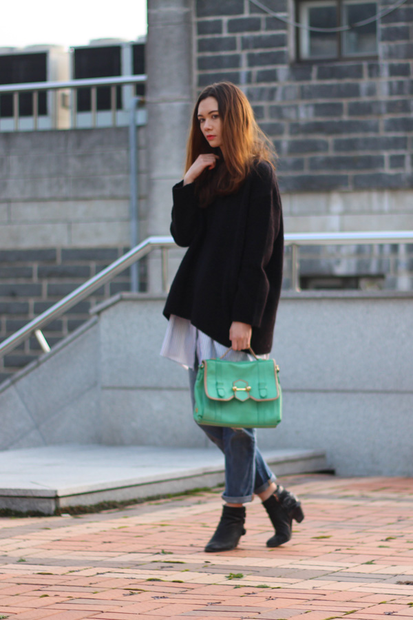 Casual 'n Couture, tangled musings, normcore, winter fashion, fall fashion, dress over jeans, back to school fashion, korean fashion, korean style, layering, zara, boyfriend jeans, oversized sweater, sweater over dress.
