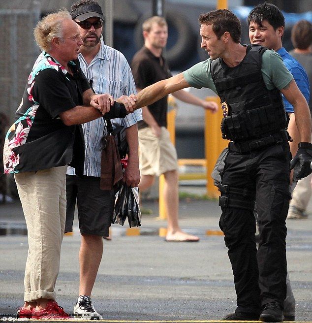 Hawaii Five O James Caan for Free fliremsong