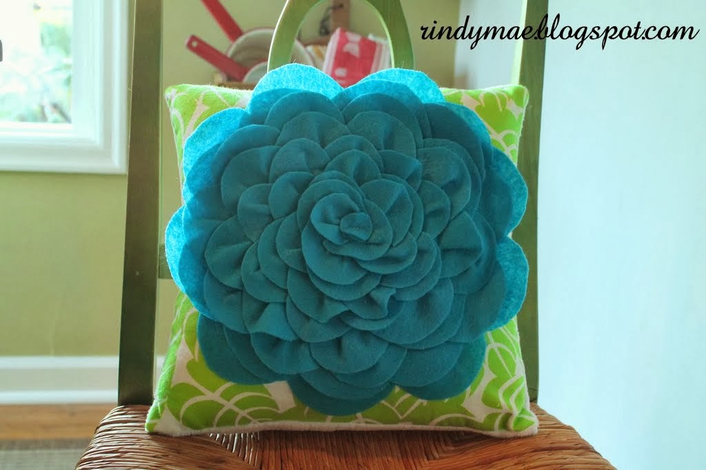 Rindy Mae DIY Flower Pillow