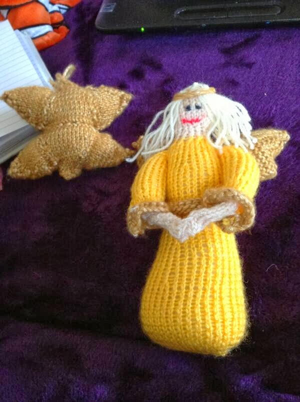 The Knitter on Twitter. The Knitted Nativity Angel and Star