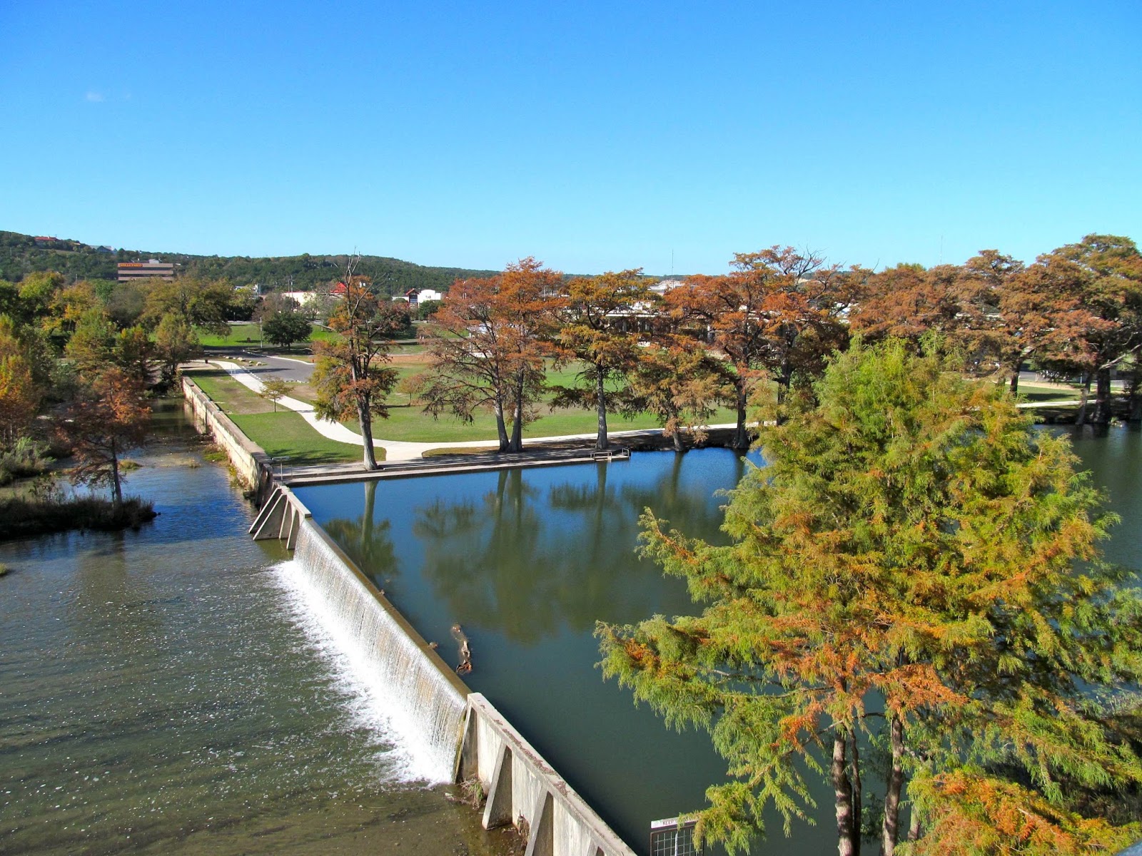 Becky Donnie And Maddy On The Road Around The Hill Country