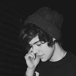 Harry Styles, 18 éves