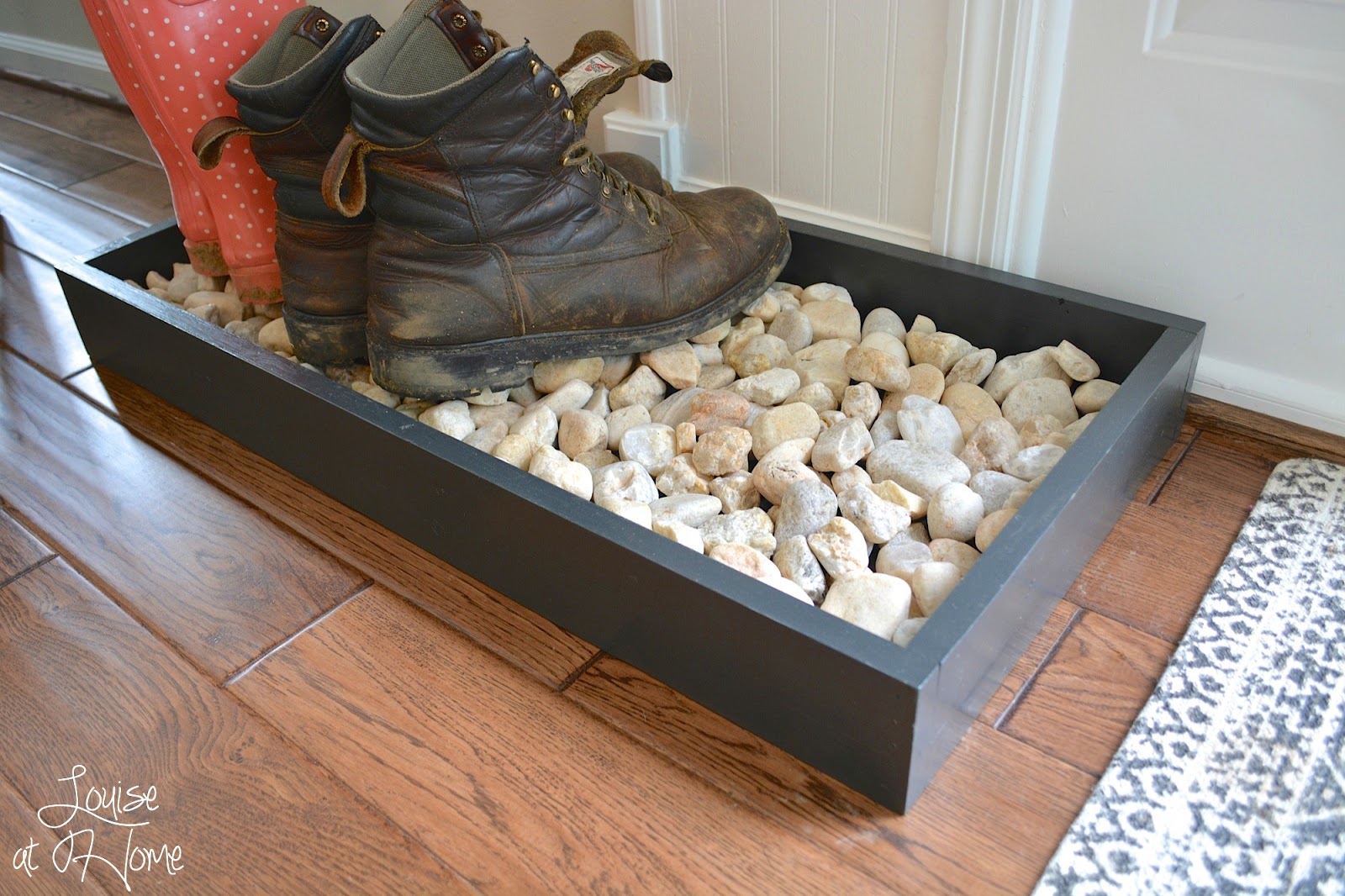 DIY Boot Tray Louise at Home