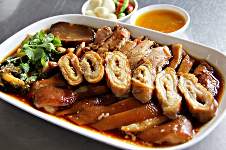 Thai Food Recipes THAI STEWED PORK LEG WITH FIVE SPICES