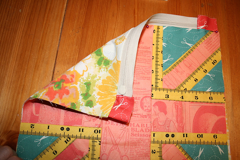 Lawson and Lotti Quilted Zipper Pouch Tutorial
