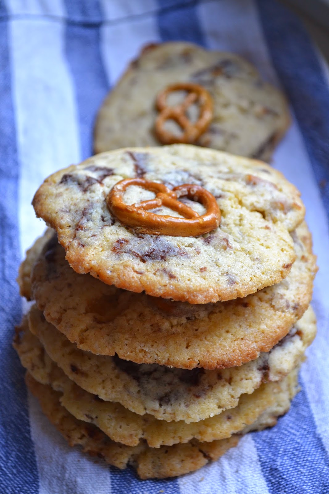Chocolate Chip Toffee Pretzel Cookies {Street Food September} The