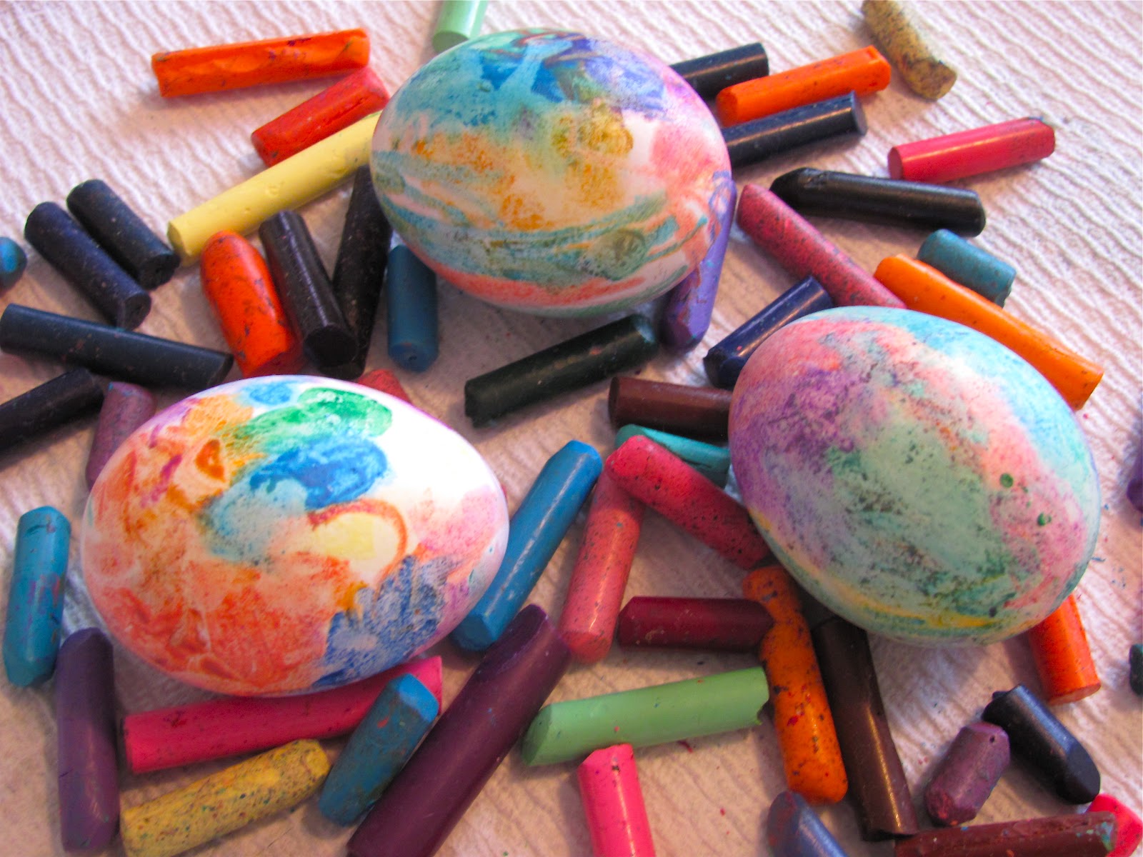Sassy Sites! 101 Things to do with an Easter EGG