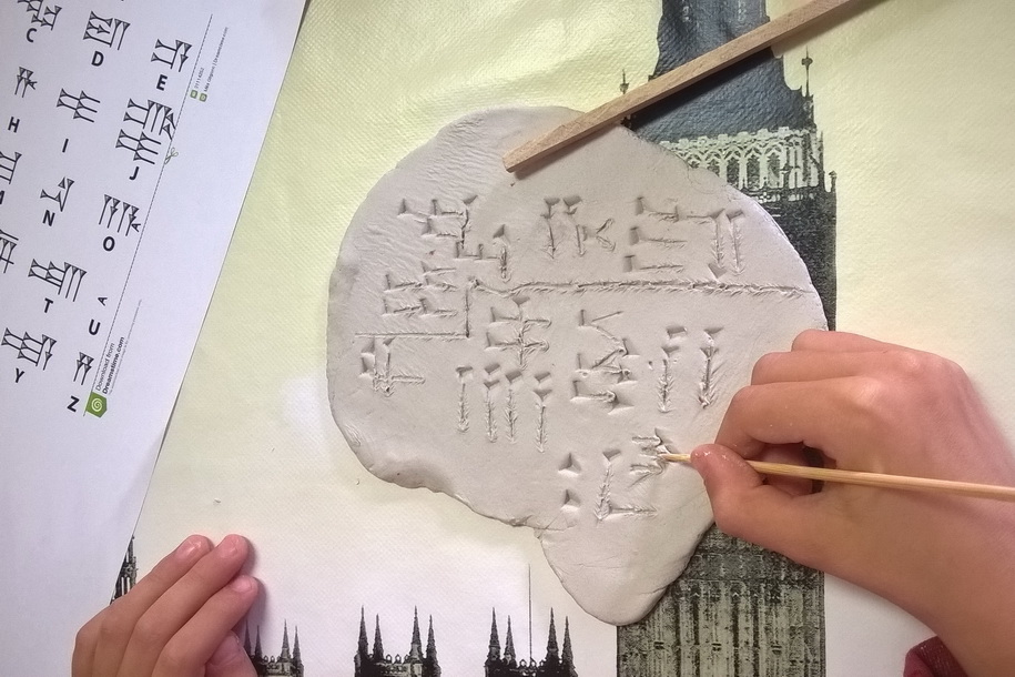 I Popoli Mesopotamici Libri E Documentari Per Bambini La Luna Di Carta