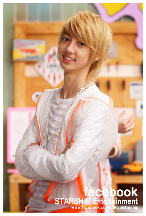 K-POP World: Youngmin Boyfriend Photo Gallery