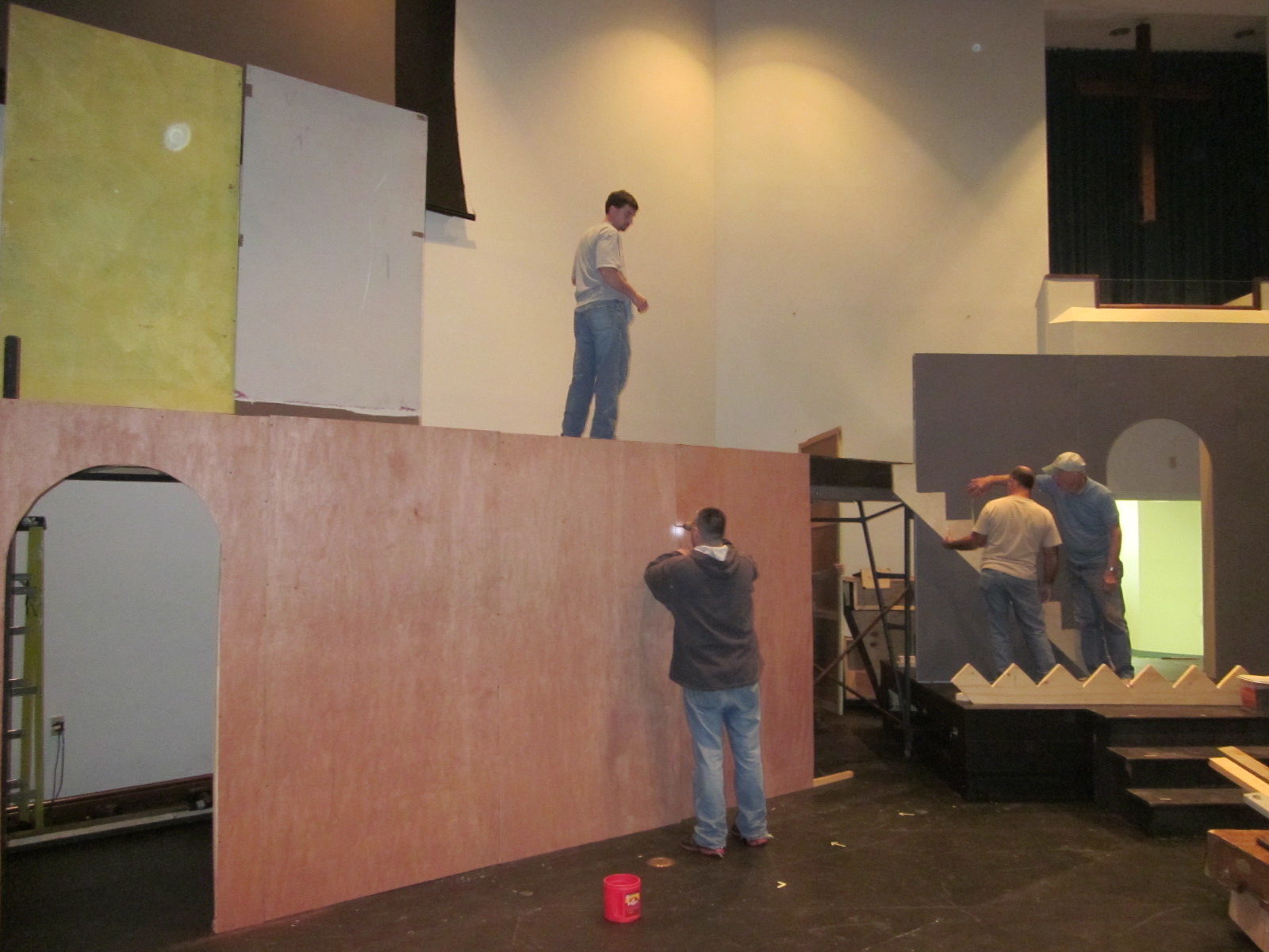 HendersonWorks Set Design and Stage Construction