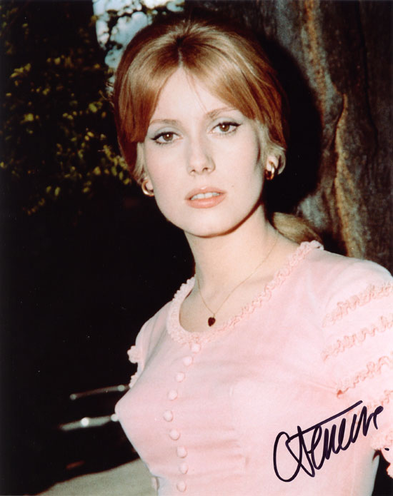 Catherine Deneuve - FONDOS WALL