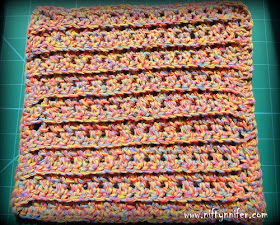 http://www.niftynnifer.com/2014/06/free-crochet-wash-cloth-pattern-by.html
